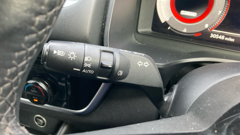 Nissan Qashqai 1.3 DiG-T MH N-Connecta 5dr Petrol Hatchback